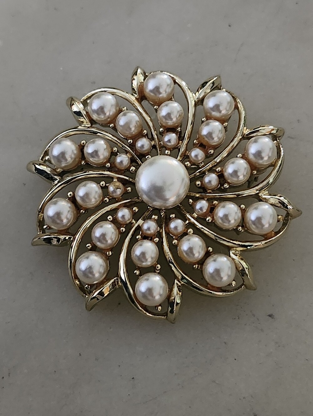 Gold-Tone Faux Pearl Pinwheel Brooch